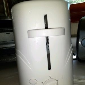 Weenie and bagel toaster